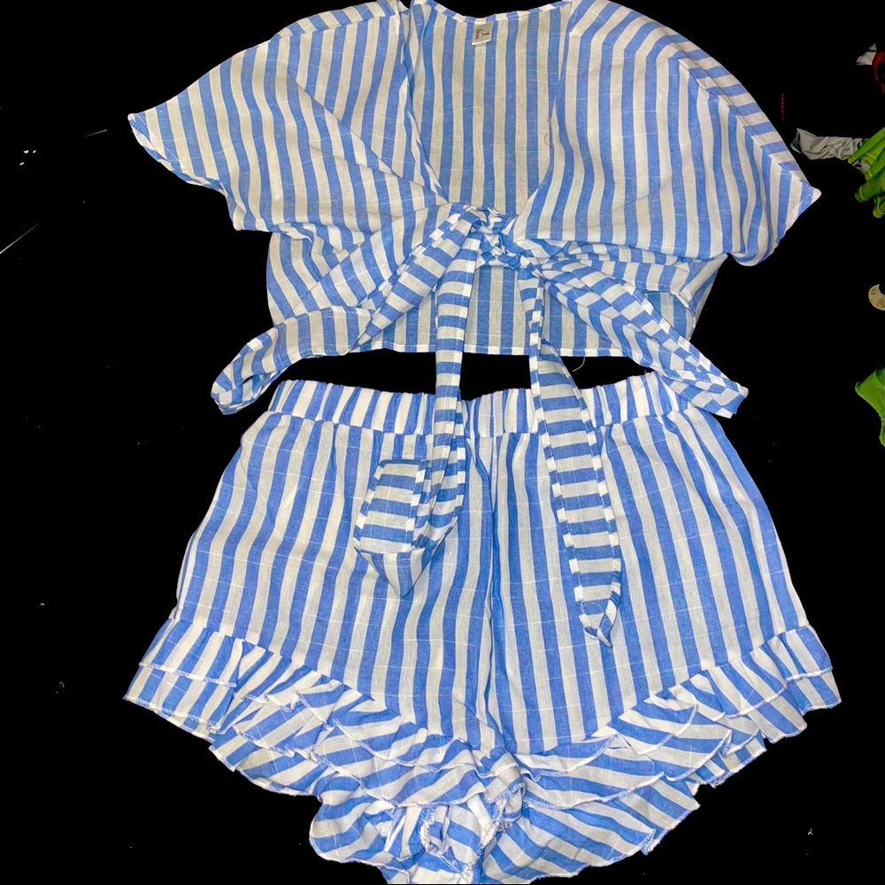 Stripes Two-Piece Set!